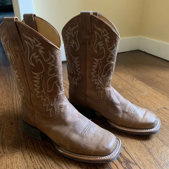 Cowboy boots - Picture 1 of 7